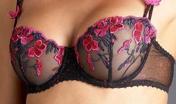 廣州曙光自體脂肪隆胸效果如何？手術(shù)費用如何？有哪些醫(yī)生口碑好的案例分享？