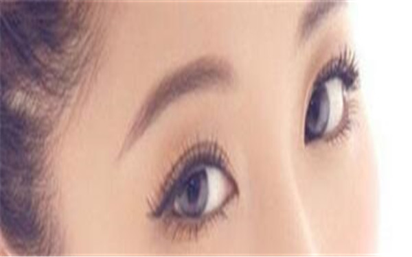 華西美容整形科，推薦優(yōu)秀的雙眼皮醫(yī)生及專業(yè)解讀