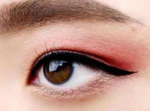 盧帆醫(yī)生的祛眼袋治療介紹，四川省人民醫(yī)院整形科案例分享