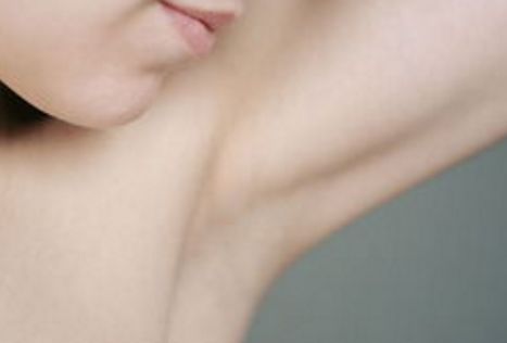 成都三醫(yī)院隆鼻的效果如何？2023年手術(shù)費(fèi)用更新，可以參考醫(yī)生的口碑