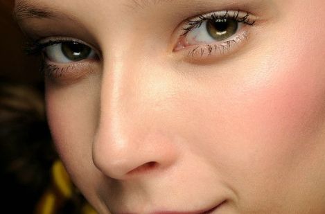 北京美聯(lián)臣醫(yī)療美容醫(yī)院的坐診人氣醫(yī)生簡介及個人收費(fèi)價(jià)格如何？