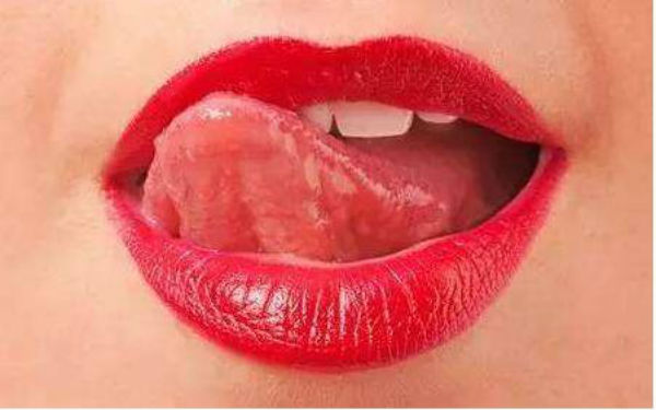 2023武漢下巴假體取出醫(yī)生排名前10(周芳、方濤、代波英正規(guī)且靠譜)