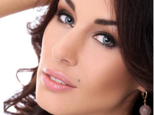 南京哪家整形醫(yī)院好男生？選擇男士整形?？漆t(yī)院需注意哪些因素