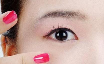 上海臻禾醫(yī)療美容楊云霞誰(shuí)受歡迎？雙眼皮成功案例揭秘！