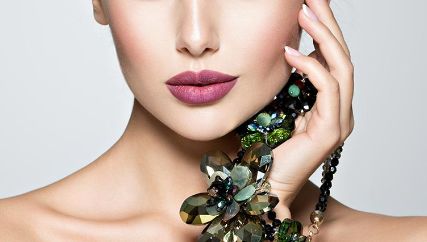 上海九院大腿抽脂手術費用如何？坐診醫(yī)生有哪些？明細清單詳細了解！