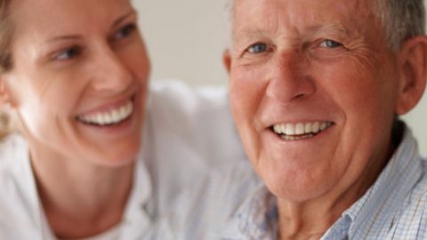 西京醫(yī)院易成剛縮胸手術(shù)是否安全可靠？醫(yī)生專(zhuān)業(yè)背景與技術(shù)水平如何？