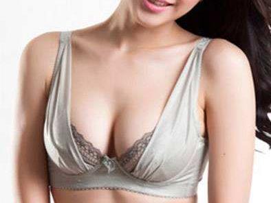 上海華美何斌：自體脂肪隆胸受歡迎程度如何？