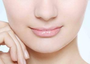 2023大連高鼻尖正規(guī)醫(yī)生排行榜前十名(劉威、溫麗麗、李魯陽(yáng)排名不分先后，一睹為快~)