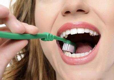 2023南寧自體脂肪填充眼周紋正規(guī)專(zhuān)家上榜前10強(qiáng)(劉和平、韋文峰、禤偉芳做的好嗎？)