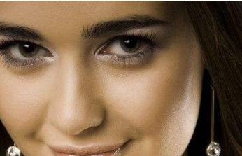 濟(jì)南哪家做微創(chuàng)眼袋好？濟(jì)南微創(chuàng)眼袋手術(shù)那家醫(yī)院專業(yè)靠譜