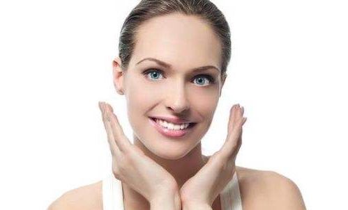 南京哪家醫(yī)院做假體隆胸最專業(yè)？