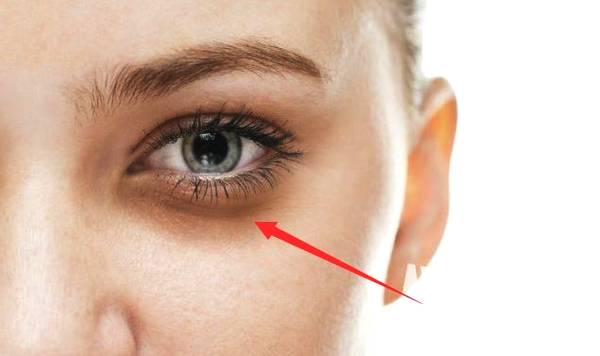 成都藝星周順波鼻部整形服務(wù)經(jīng)驗分享！案例X手術(shù)詳情大揭秘，看完驚艷不已