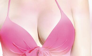 一位專(zhuān)業(yè)整形醫(yī)生的鼻整形案例分享：孫玥玥的隆鼻術(shù)后評(píng)價(jià)