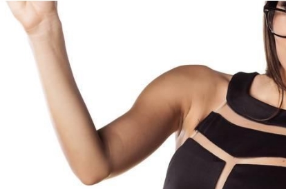 東莞美立方整形醫(yī)院肖玉珠革新毛孔修復(fù)術(shù)實(shí)踐及效果解析