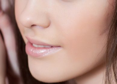 深圳眼袋手術(shù)哪家醫(yī)院好？推薦專業(yè)眼袋手術(shù)醫(yī)院