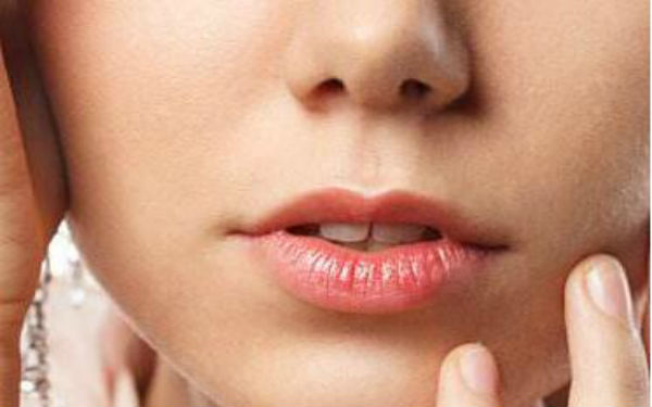 2023南陽微創(chuàng)豐胸口碑排名top10強(qiáng)專家(廖曉南、劉芳、王英俊口碑享不停)