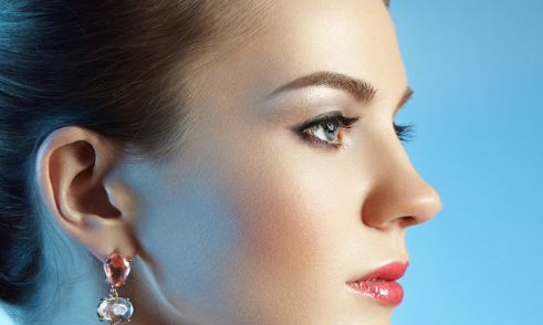 長沙做全臉填充哪家好？選擇專業(yè)美容醫(yī)院，告別困擾，擁抱自信！