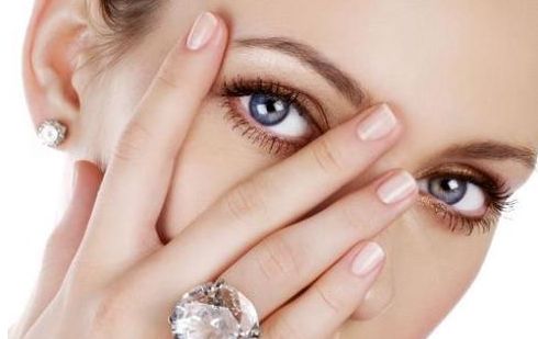 武漢做眼袋手術(shù)哪家醫(yī)院好且價格透明，術(shù)后效果顯著？