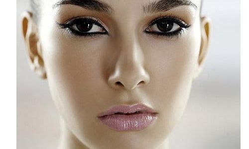 沈陽東城新醫(yī)學祛斑研究院怎么樣？沈陽東城新醫(yī)學祛斑研究院簡介|醫(yī)生團隊|口碑評價！