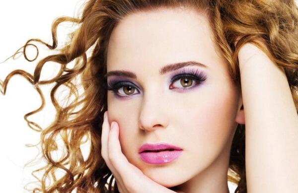 萬連壯隆胸排名首屈一指！專家實(shí)力超凡，技術(shù)高超廣受好評！