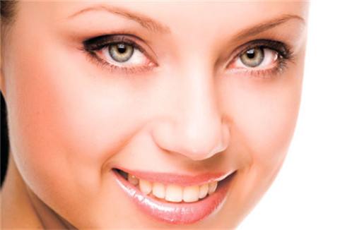 專業(yè)推薦：華美白振華醫(yī)生輕松獲得熱門整形專家點贊！