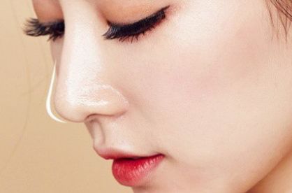 成都華西醫(yī)院整形科縮胸手術(shù)專家在線預(yù)約價(jià)格收費(fèi)表相關(guān)信息如何呢？