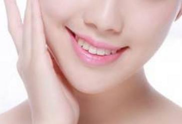 2023年，如何選擇余文林醫(yī)生進(jìn)行鼻部整形手術(shù)？完善的坐診信息及價格參考