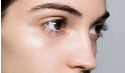 南京哪家醫(yī)院埋線雙眼皮效果好，價格透明公道？