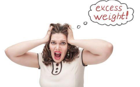 如何快速瘦腿？揭秘明星最有效的瘦腿方法！