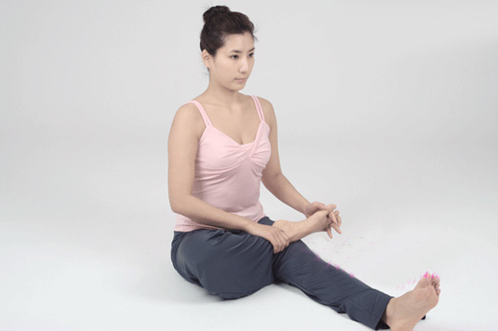 瑜伽修身：瘦肚子的有效方法揭秘