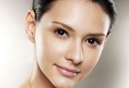 透明質(zhì)酸隆鼻為何易使鼻翼擴大？