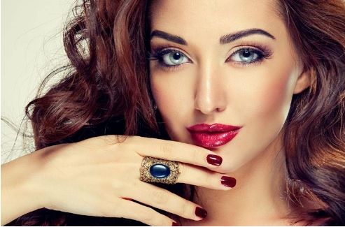 隆鼻手術(shù)費用大揭秘，省心又美觀