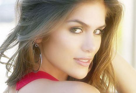 去除眼袋手術(shù)和術(shù)前睜眼有關(guān)嗎？去眼袋手術(shù)對身體有什么不良反應(yīng)？