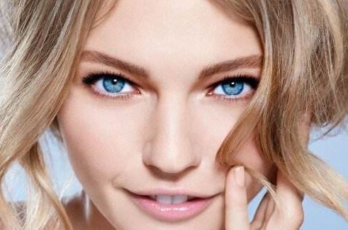 女性內(nèi)眼角加倍魅力，關(guān)鍵在于如何做！