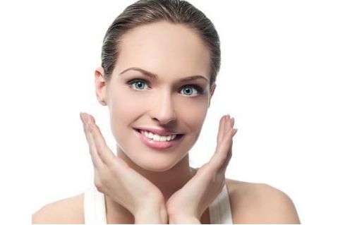 眼袋微創(chuàng)術(shù)和開刀術(shù)選哪個？效果如何？微創(chuàng)去眼袋價格案例分享