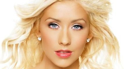 種植牙需要根據(jù)個(gè)人情況及種植體選擇確定價(jià)格