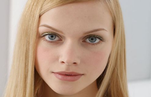 先天性瞼內(nèi)翻的成因是什么導(dǎo)致和怎么來(lái)解決