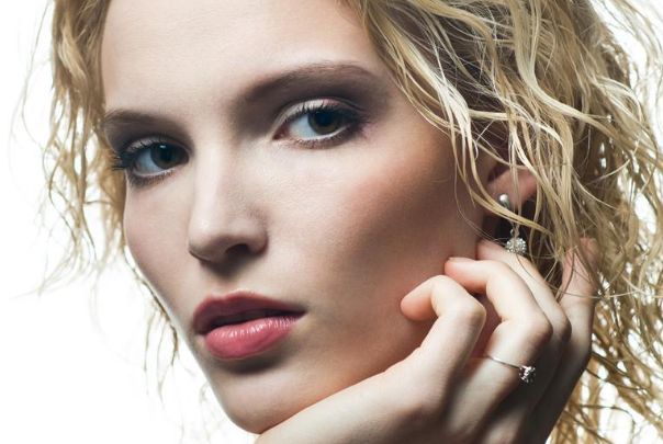 蘭州明倫雙眼皮修復(fù)的方法有哪些