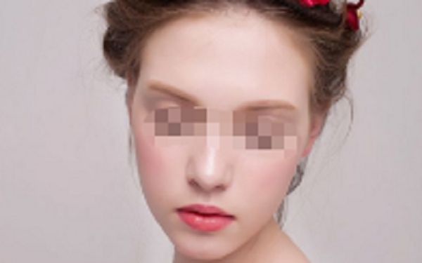 假體隆鼻手術(shù)是否與鼻炎有關(guān)系？