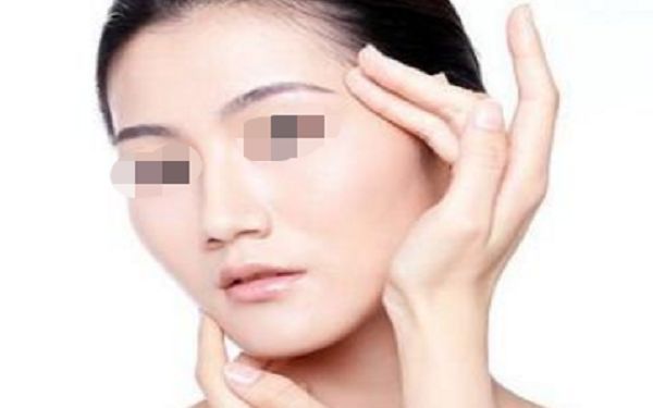 2021年哪種隆鼻方案最好？隆鼻手術(shù)須知與注意事項(xiàng)你不能錯(cuò)過