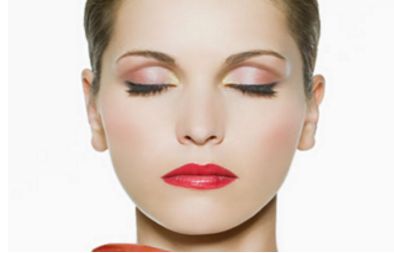 開眼角的費(fèi)用受哪些因素影響