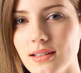 葛根粉面膜的神奇功效：消除暗黃肌膚、補水淡化雀斑