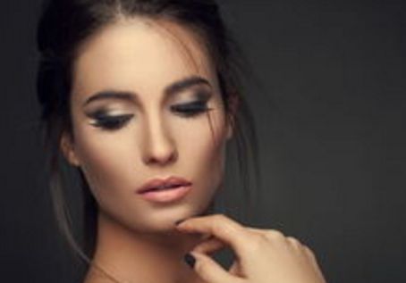 開(kāi)眼角手術(shù)價(jià)格合理庫(kù)