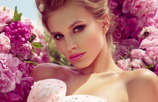 雙眼皮對工作有什么影響？透析雙眼皮對工作表現(xiàn)的影響職場中，雙眼皮是否影響工作效果？