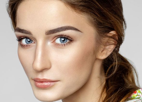 雙眼皮術(shù)后一個(gè)月：如何處理寬肉條問題？