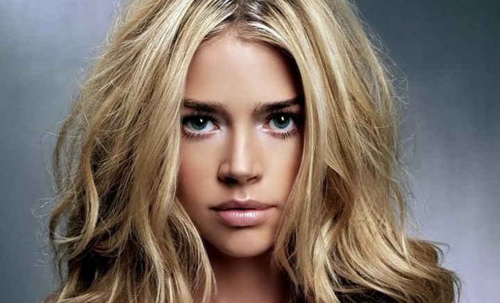 激光祛黑眼圈手術(shù)的費(fèi)用及療效分析