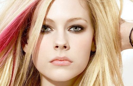 深膚色人群適合使用黑色娃娃面膜嗎