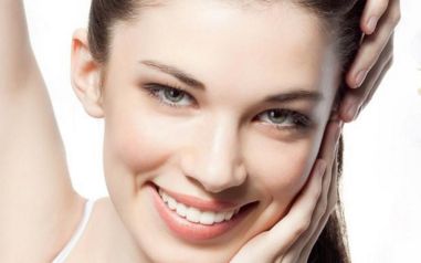 延緩臉部衰老的微整技巧，讓女性重新?lián)碛心贻p肌膚