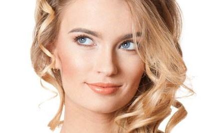 隆胸術中，假體植入層次多樣化，優(yōu)缺點各異