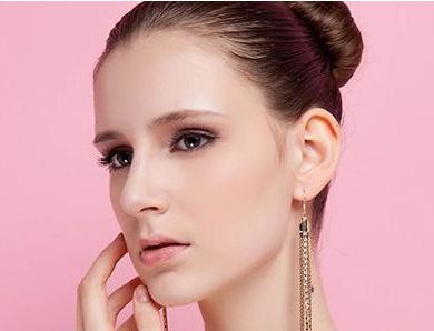 護(hù)膚大熱！了解果酸嫩膚與杏仁酸的故事